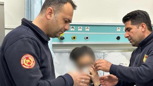 Şanlıurfa’da 15 yaşındaki çocuk, elbise giyerken gözünü fermuara sıkıştırdı